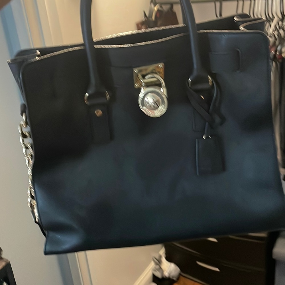Micheal kors purse